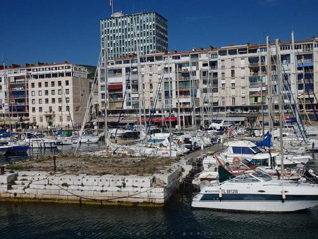 183 TOULON ET SA RADE (28).jpg